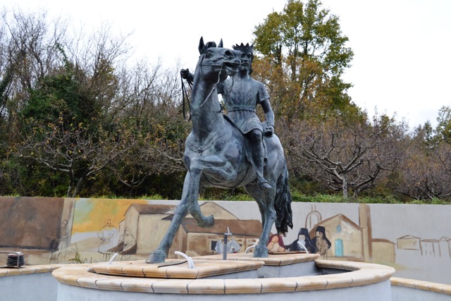 Monumento al Conte Ruggiero il Normanno a cavallo